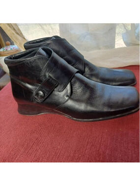 Avant Garde Portugal‎ leather ankle boots 37